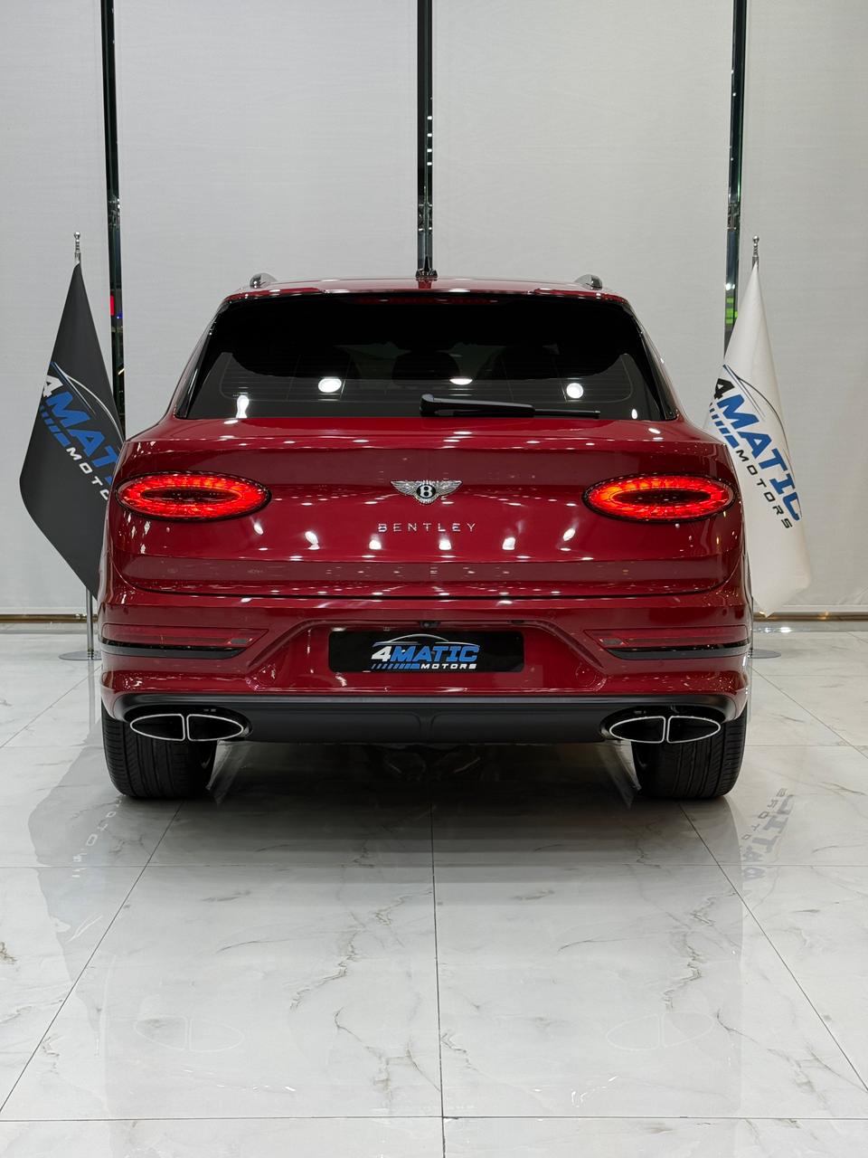 
								Bentley Bentayga 2022 full									