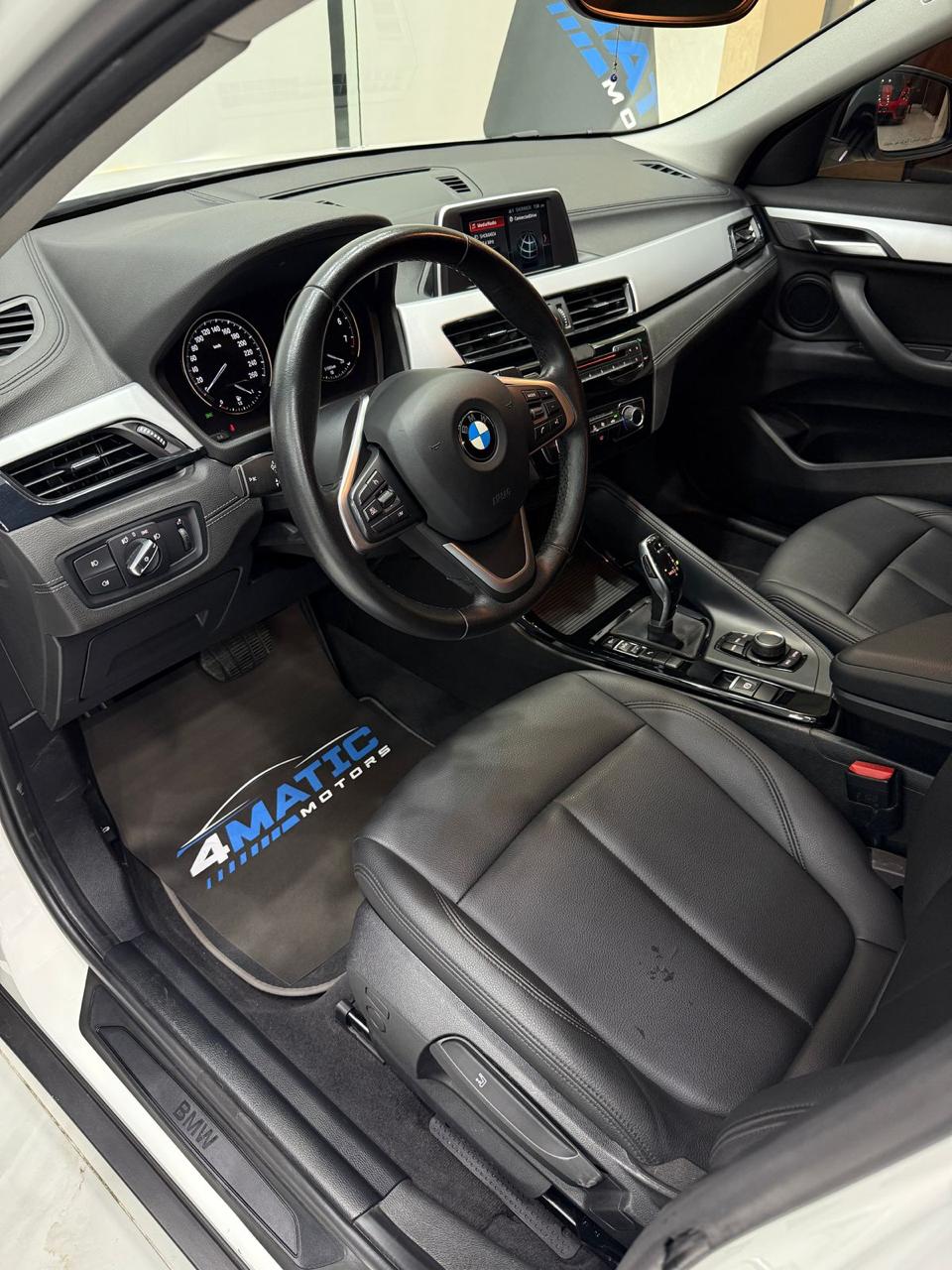 
								BMW X2 sDrive 20i 2020 full									
