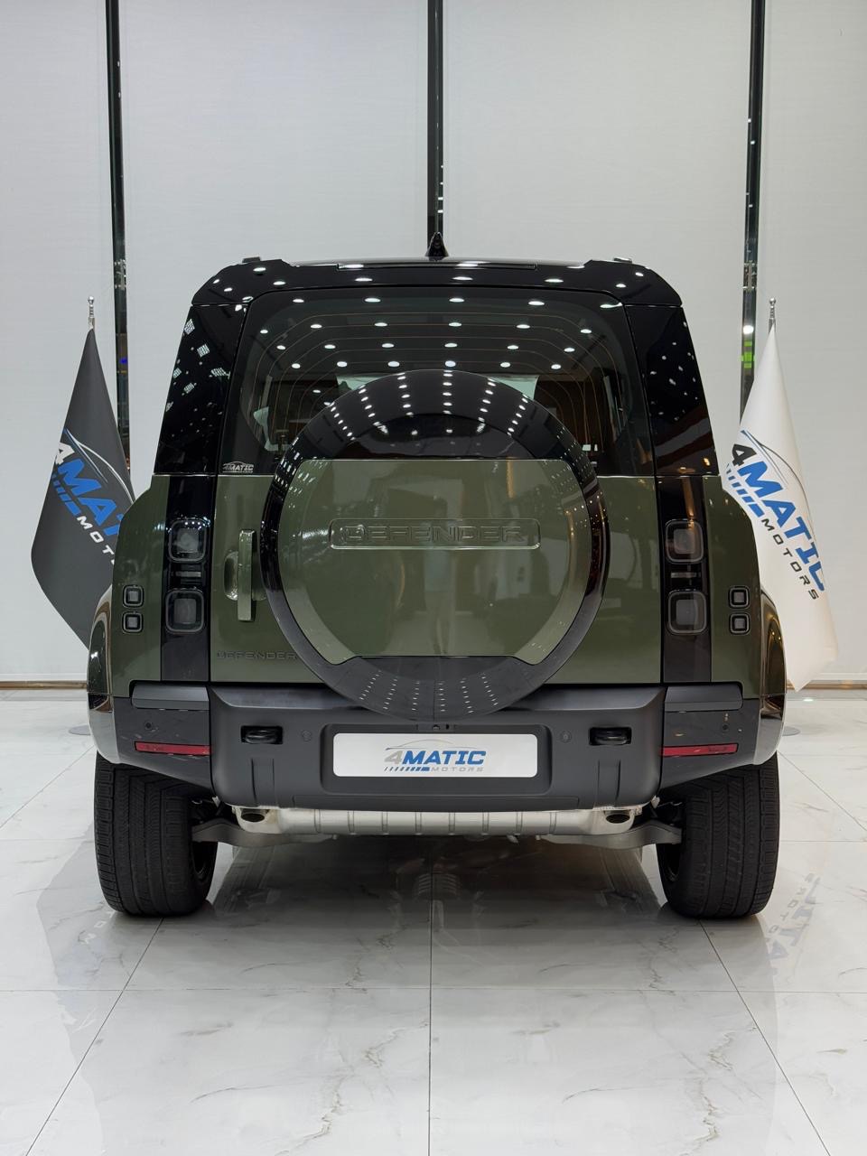 
								Land Rover Defender 110 X-Dynamic HSE 2026 full									