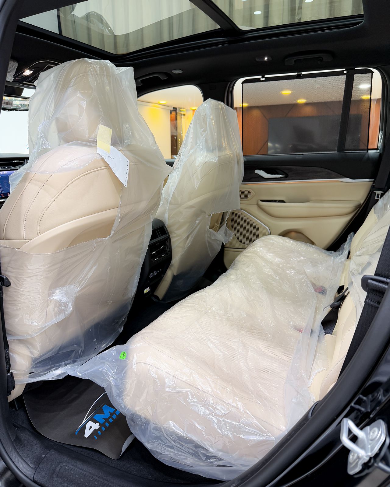 
								Jeep Grand Cherokee Limited 2025 full									