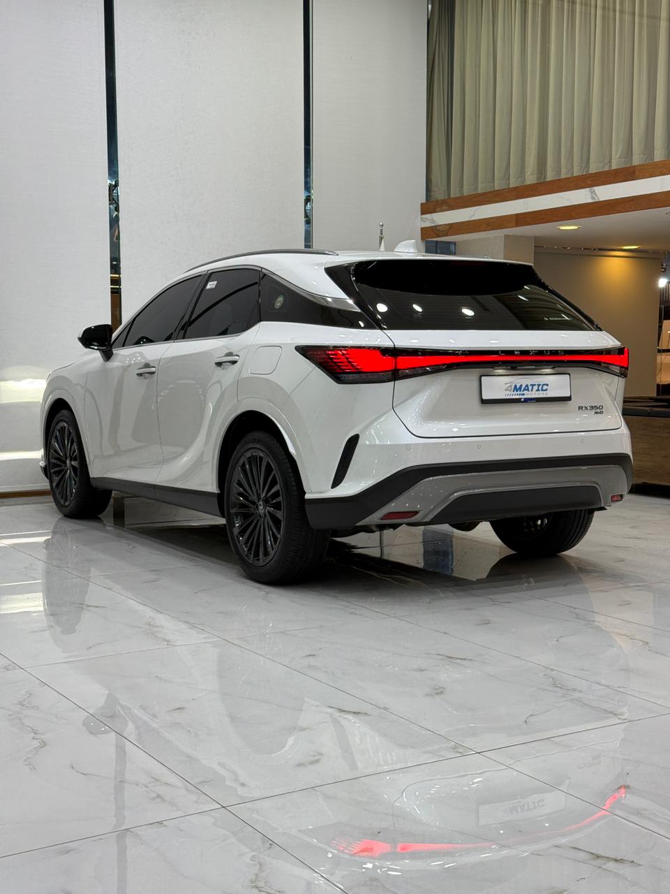 
								Lexus RX-Series RX 350 Full Option 2025 full									