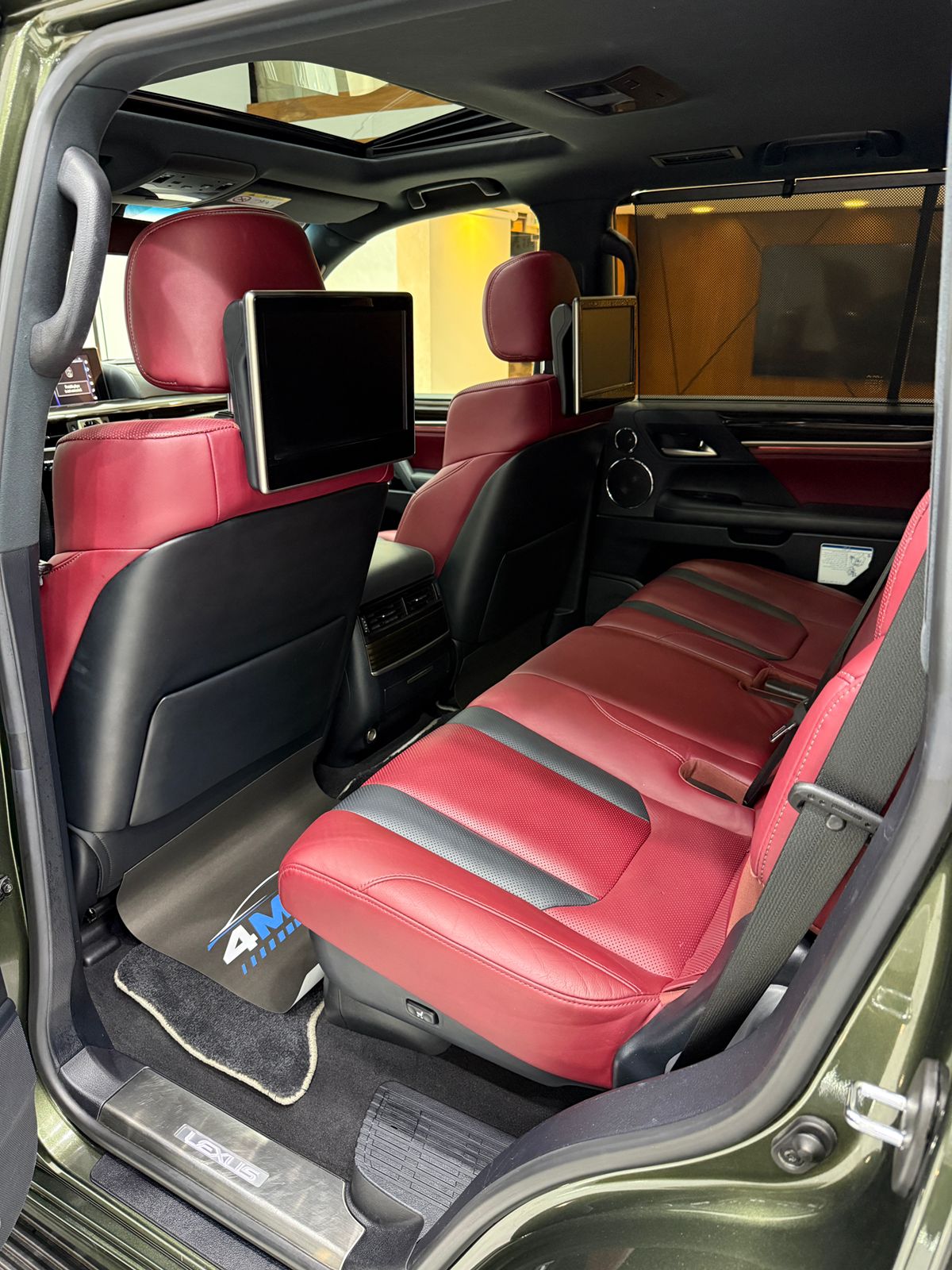 
								Lexus LX-Series LX 570 Signature 2021 full									