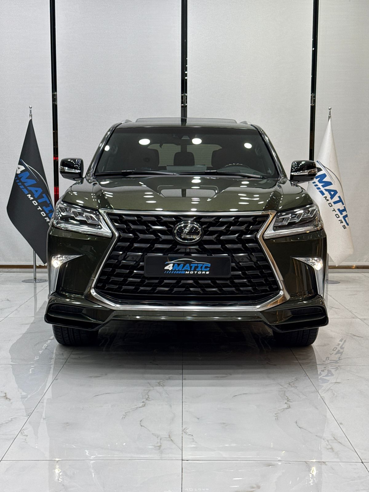 
								Lexus LX-Series LX 570 Signature 2021 full									