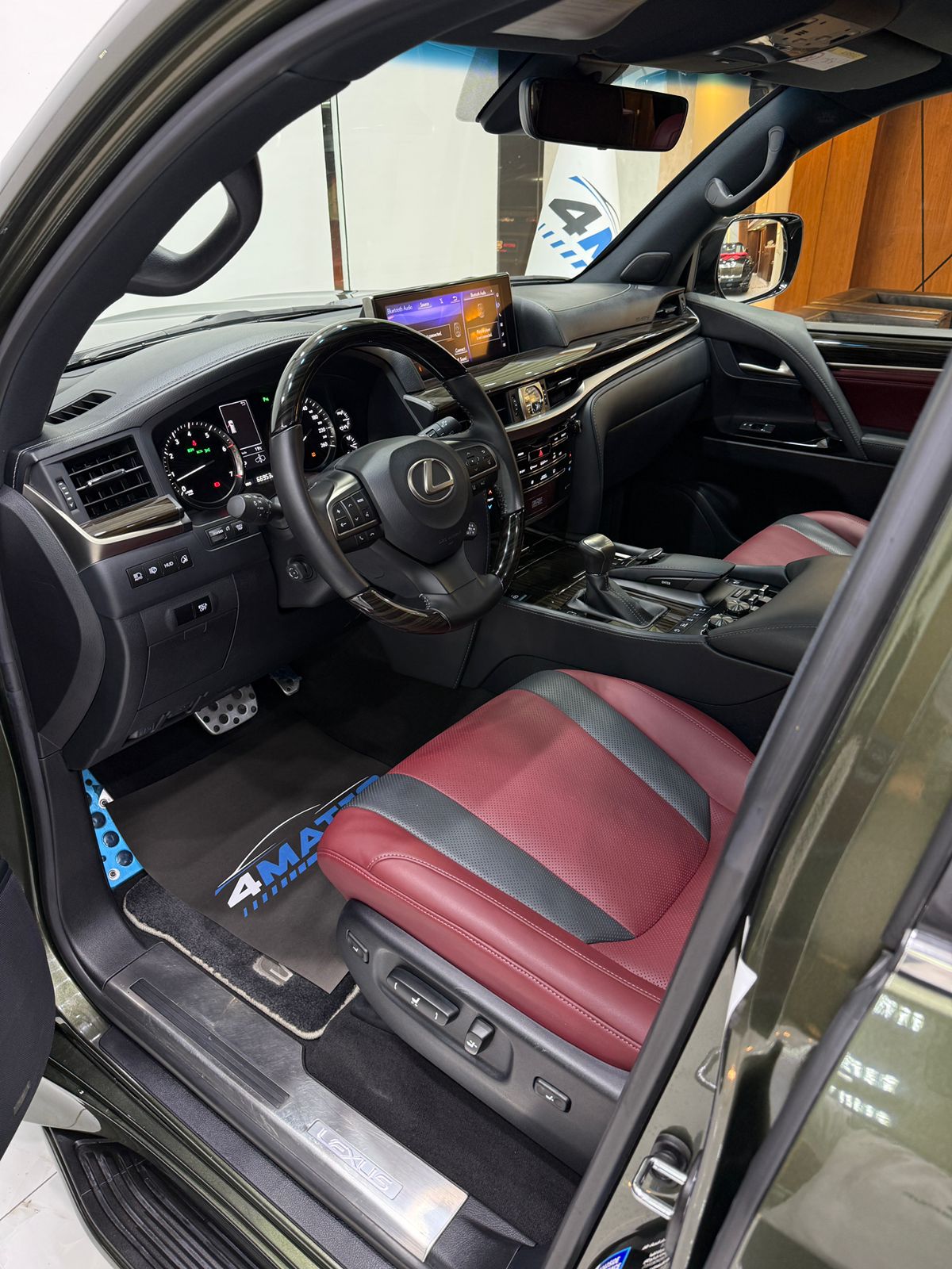 
								Lexus LX-Series LX 570 Signature 2021 full									