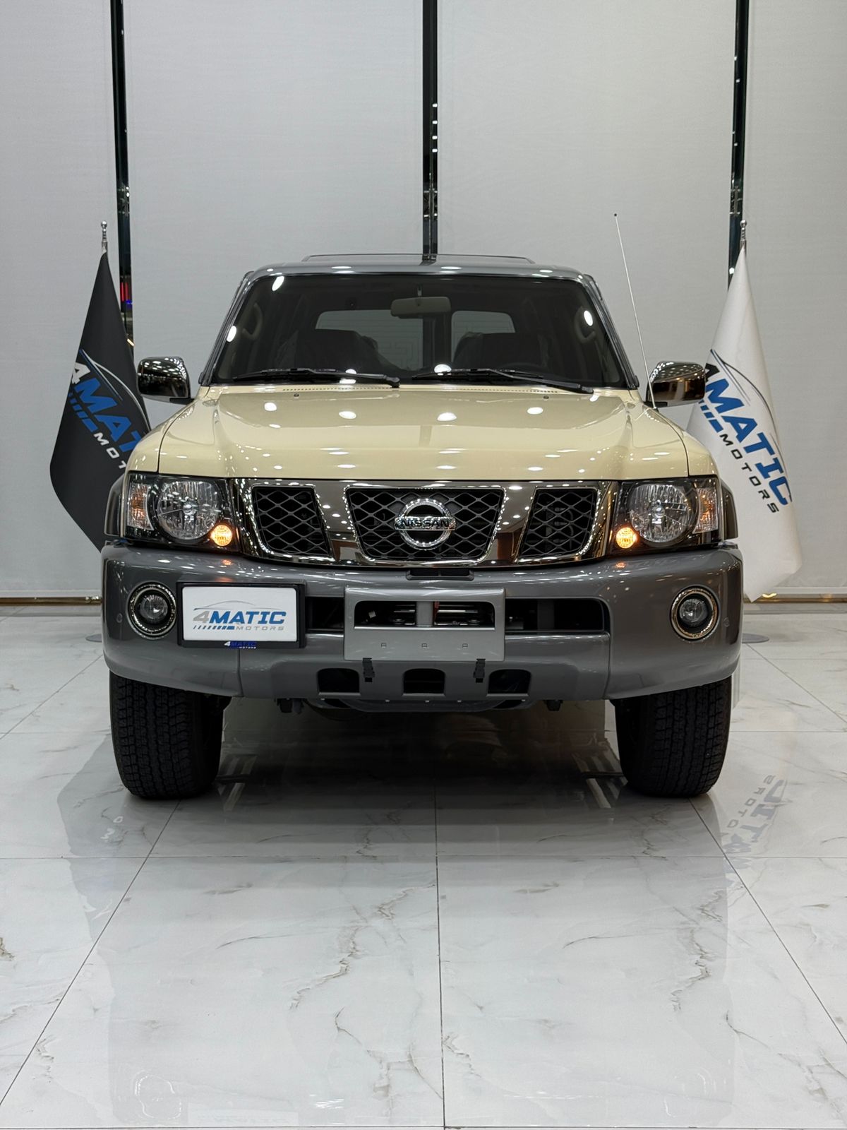 
								Nissan Patrol Safari Super Safari 2024 full									