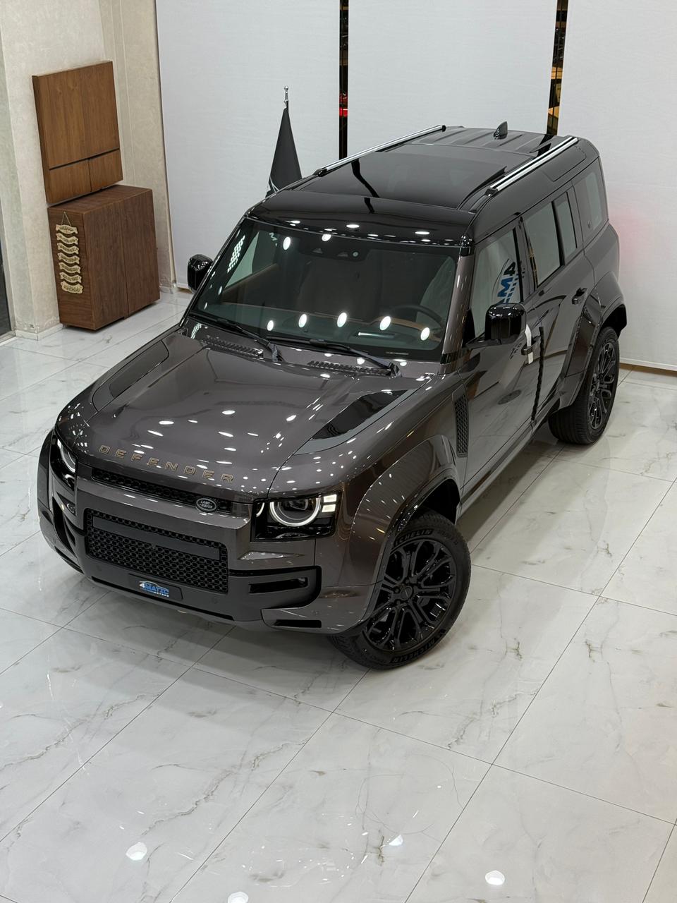 Land Rover Defender Octa (P635) 2026