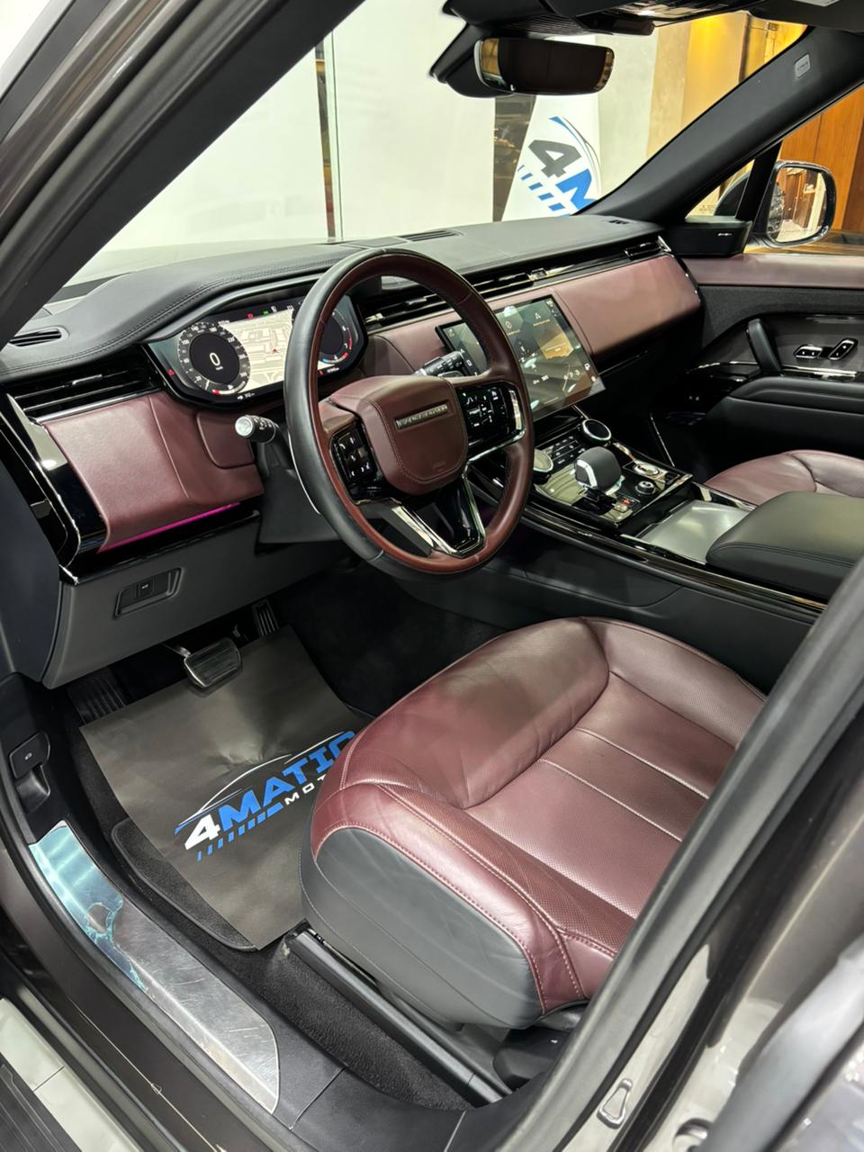 
								Land Rover Range Rover Sport SE Dynamic 2023 full									