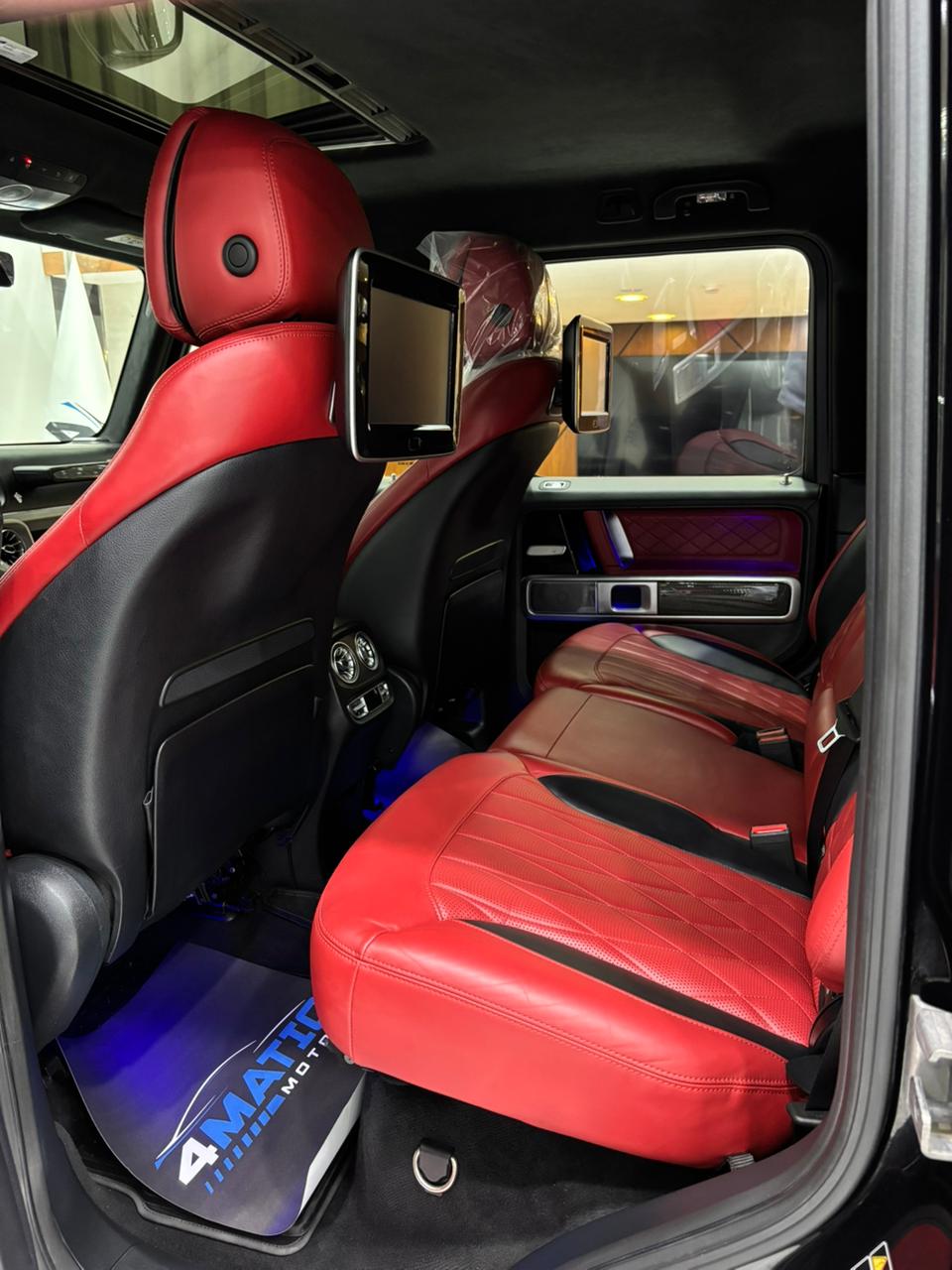 
								Mercedes-Benz G-Class G 63 AMG 2021 full									