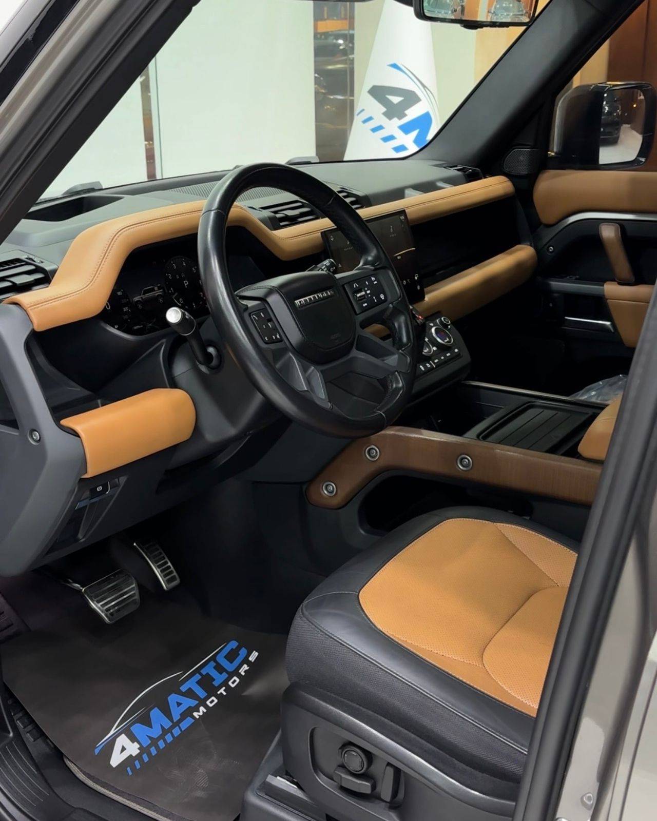 
								Land Rover Defender X (P400) 2023 full									