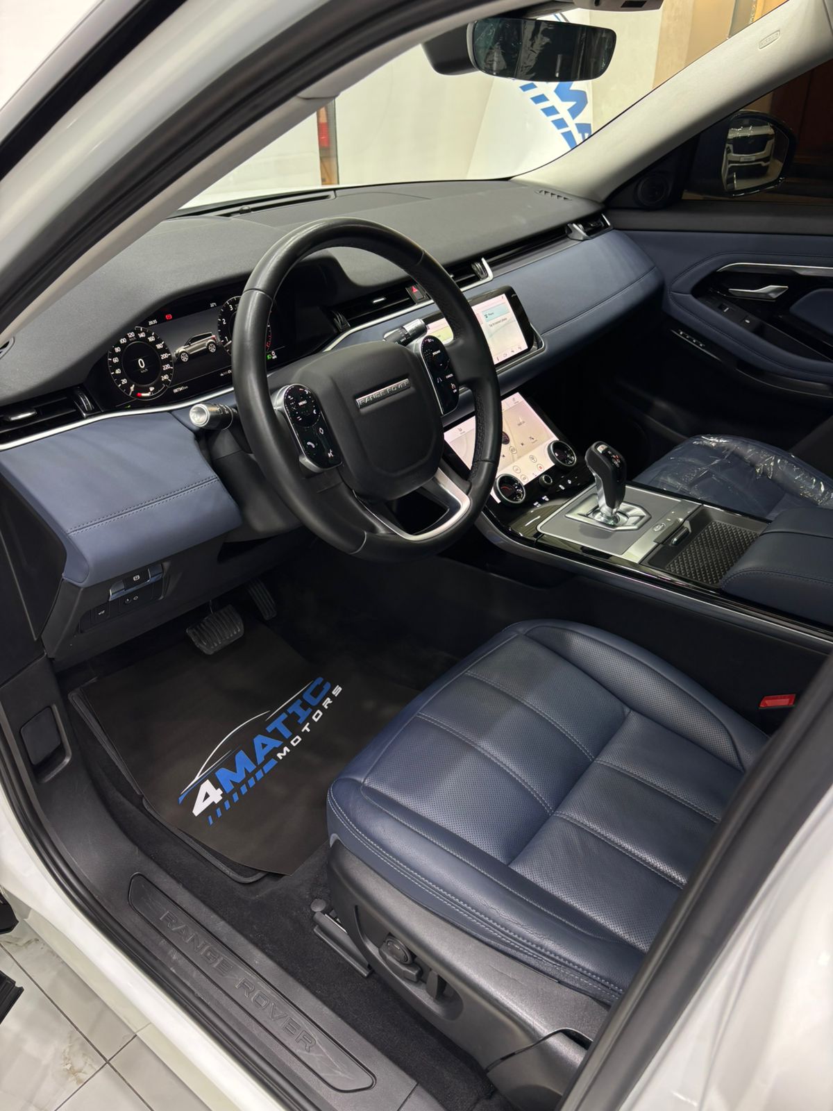 
								Land Rover Range Rover Evoque P200 S 2020 full									