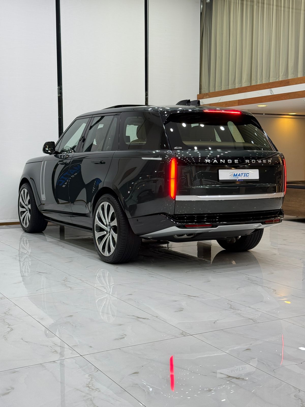 
								Land Rover Range Rover Autobiography 2023 full									