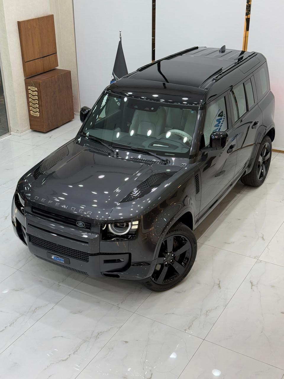 Land Rover Defender 110 X-Dynamic2026