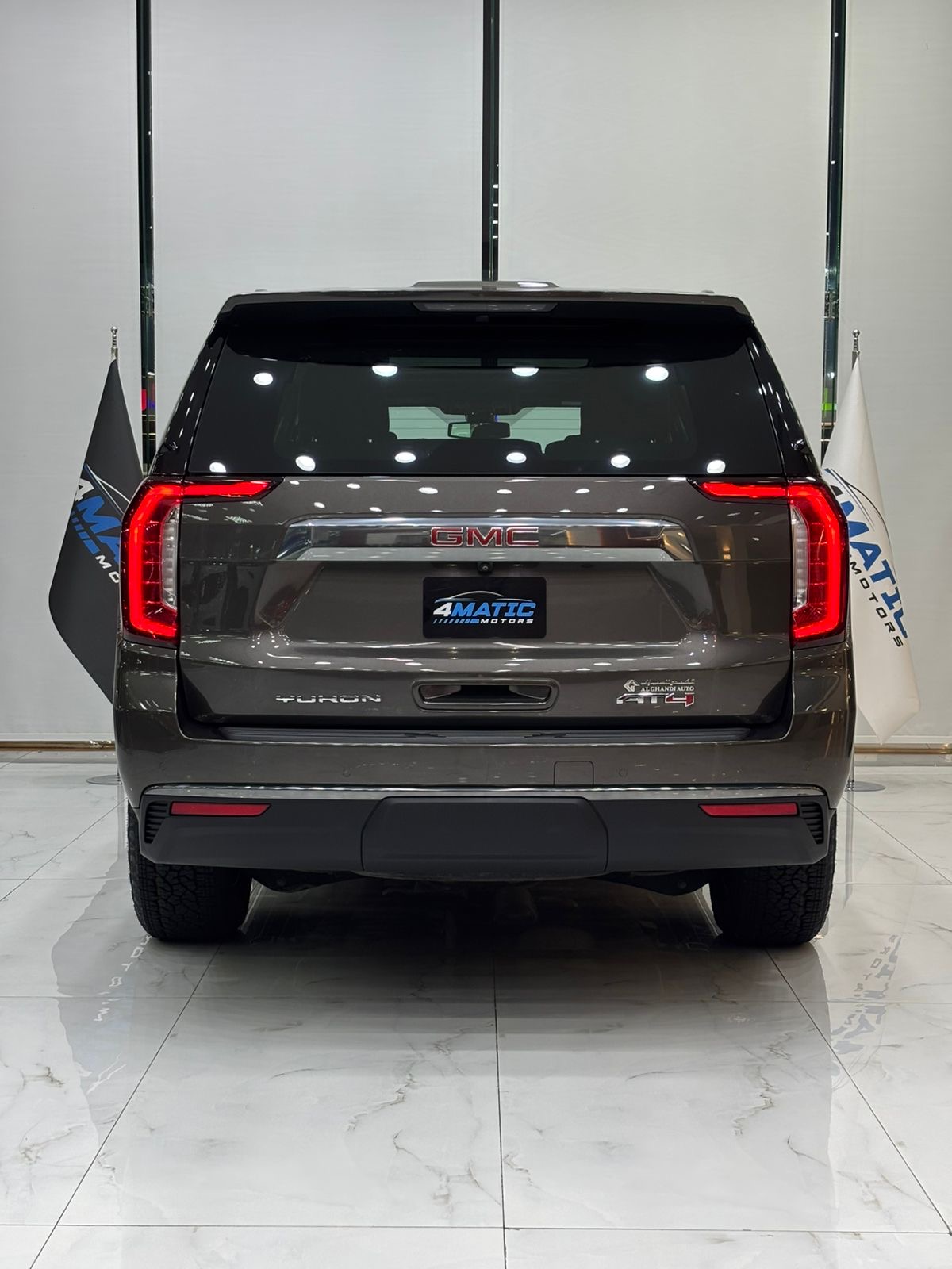 
								GMC Yukon AT4 2021 full									