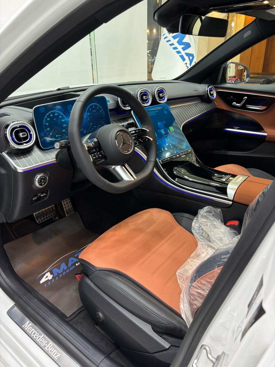 
								Mercedes-Benz C-Class C200 2026 full									