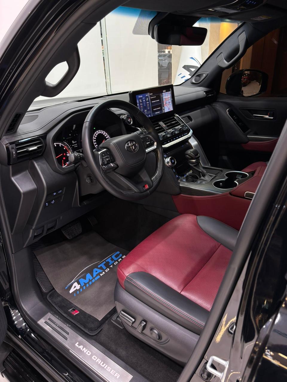 
								Toyota Land Cruiser GR Sport 2024 full									