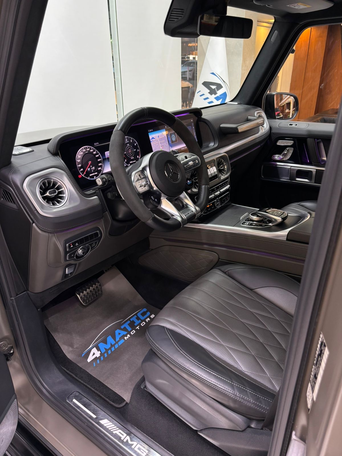 
								Mercedes-Benz G-Class G 63 AMG 2021 full									