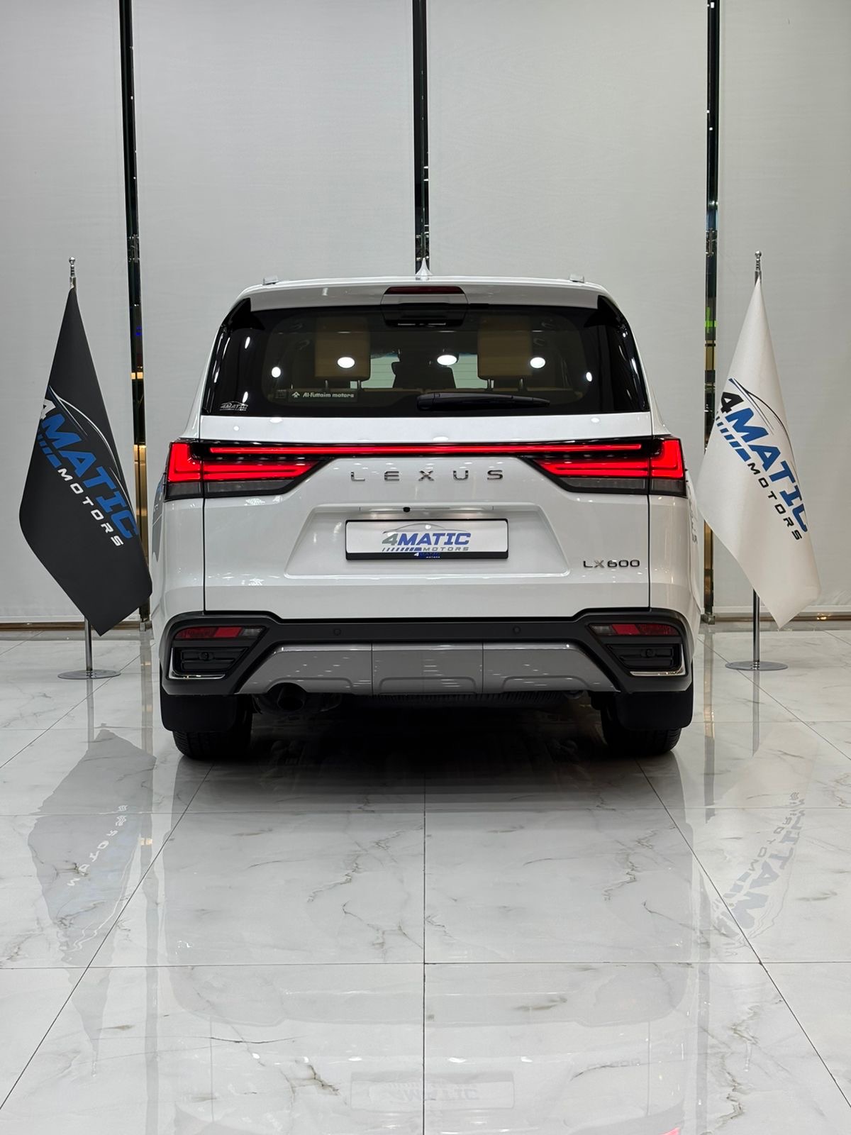 
								Lexus LX-Series LX 600 Prestige 2024 full									