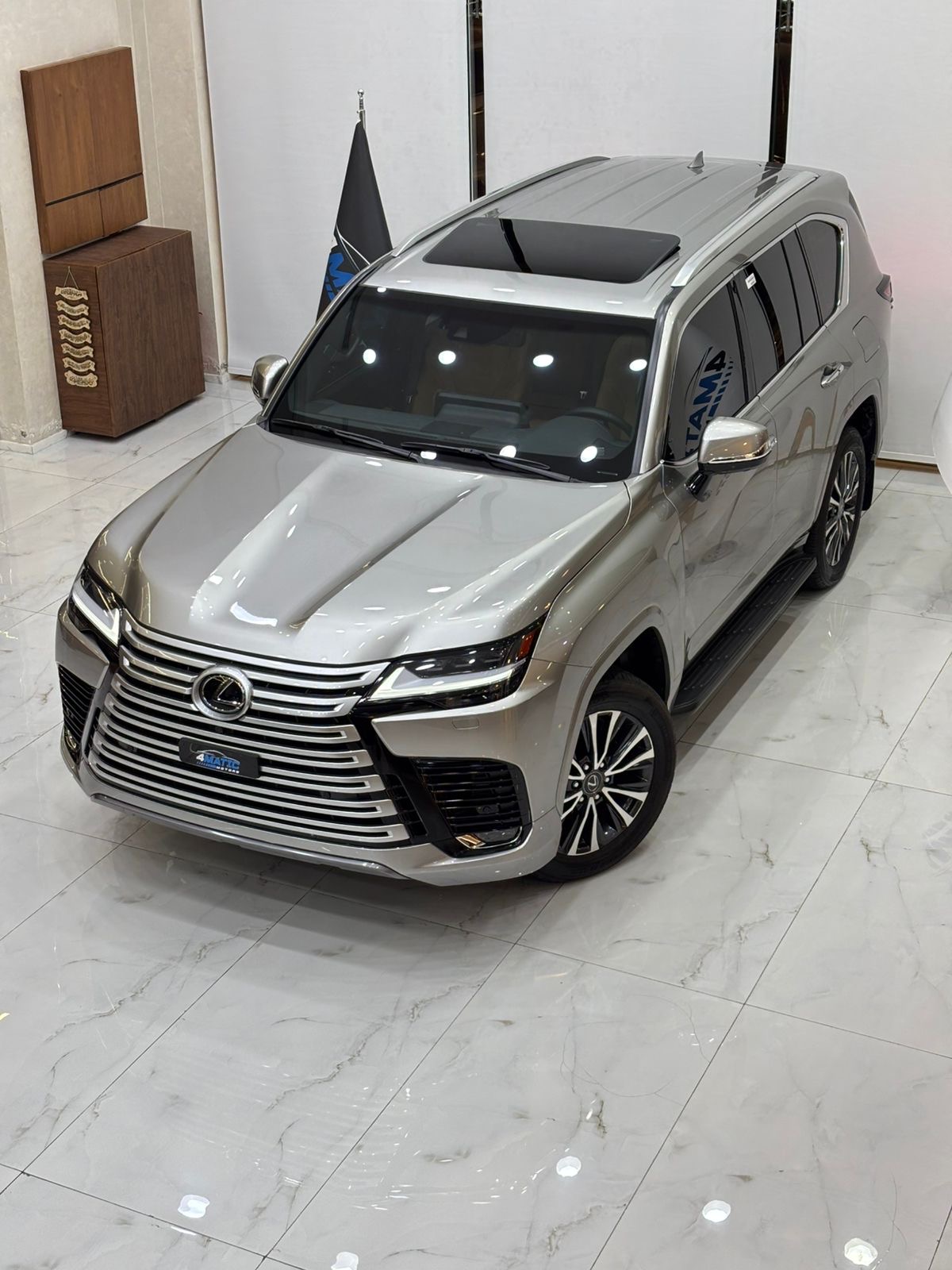 Lexus LX-Series LX 600 Prestige 2024