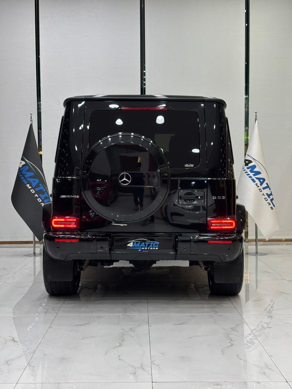 
								Mercedes-Benz G-Class G 63 AMG 2021 full									