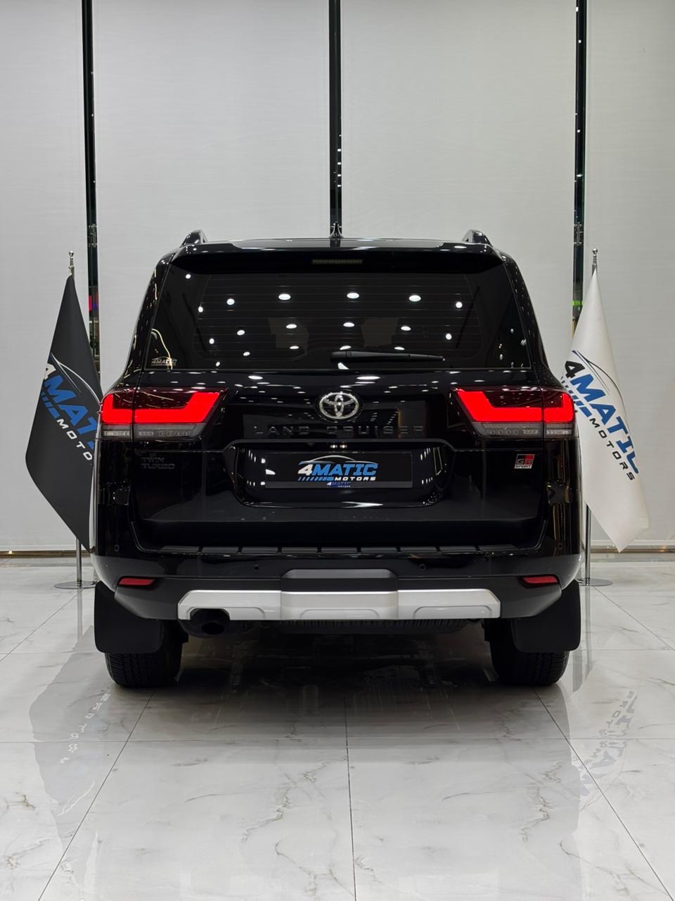 
								Toyota Land Cruiser GR Sport 2024 full									