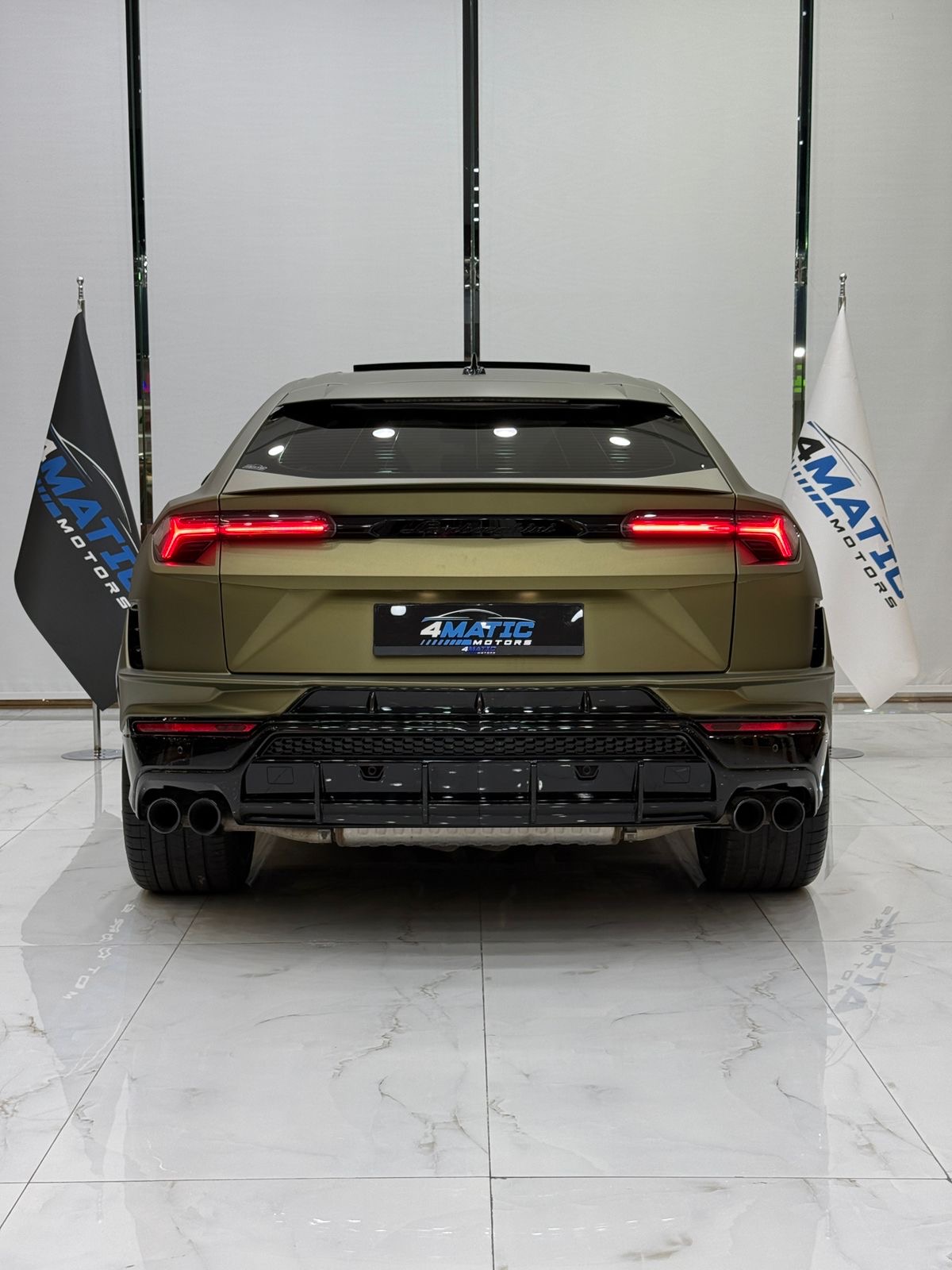 
								Lamborghini Urus S 2023 full									