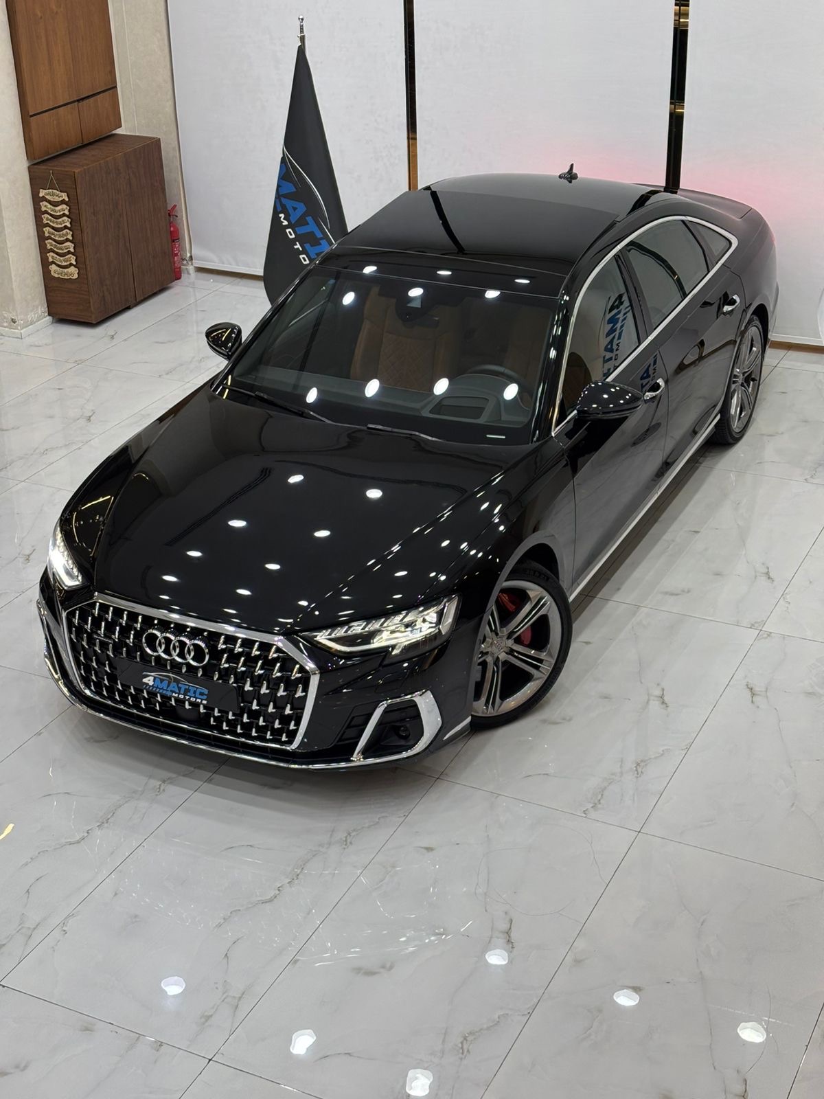 Audi A8 55 TFSI Quattro 2023