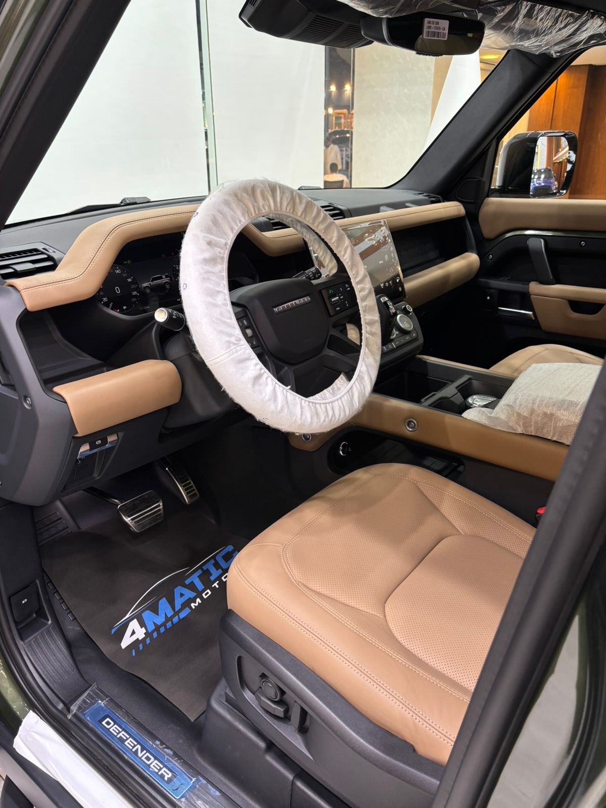 
								Land Rover Defender 110 X-Dynamic HSE 2026 full									