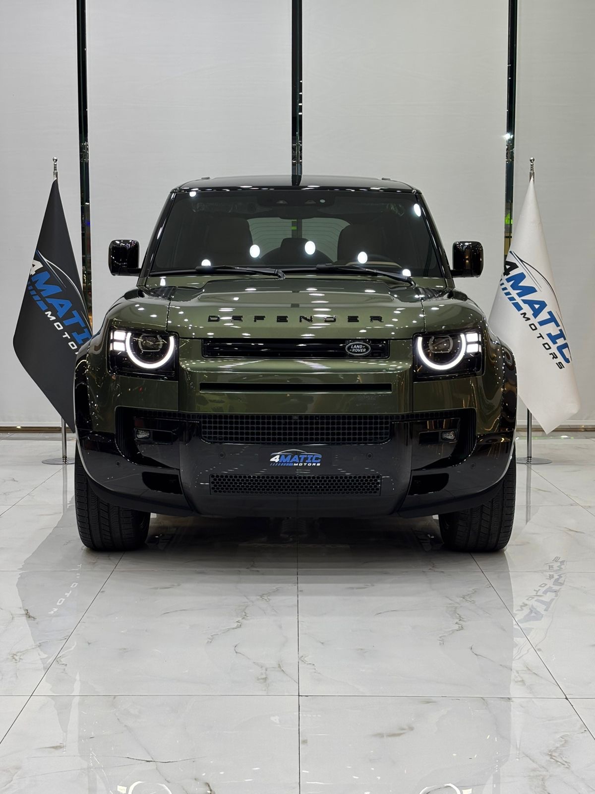 
								Land Rover Defender 110 X-Dynamic HSE 2026 full									