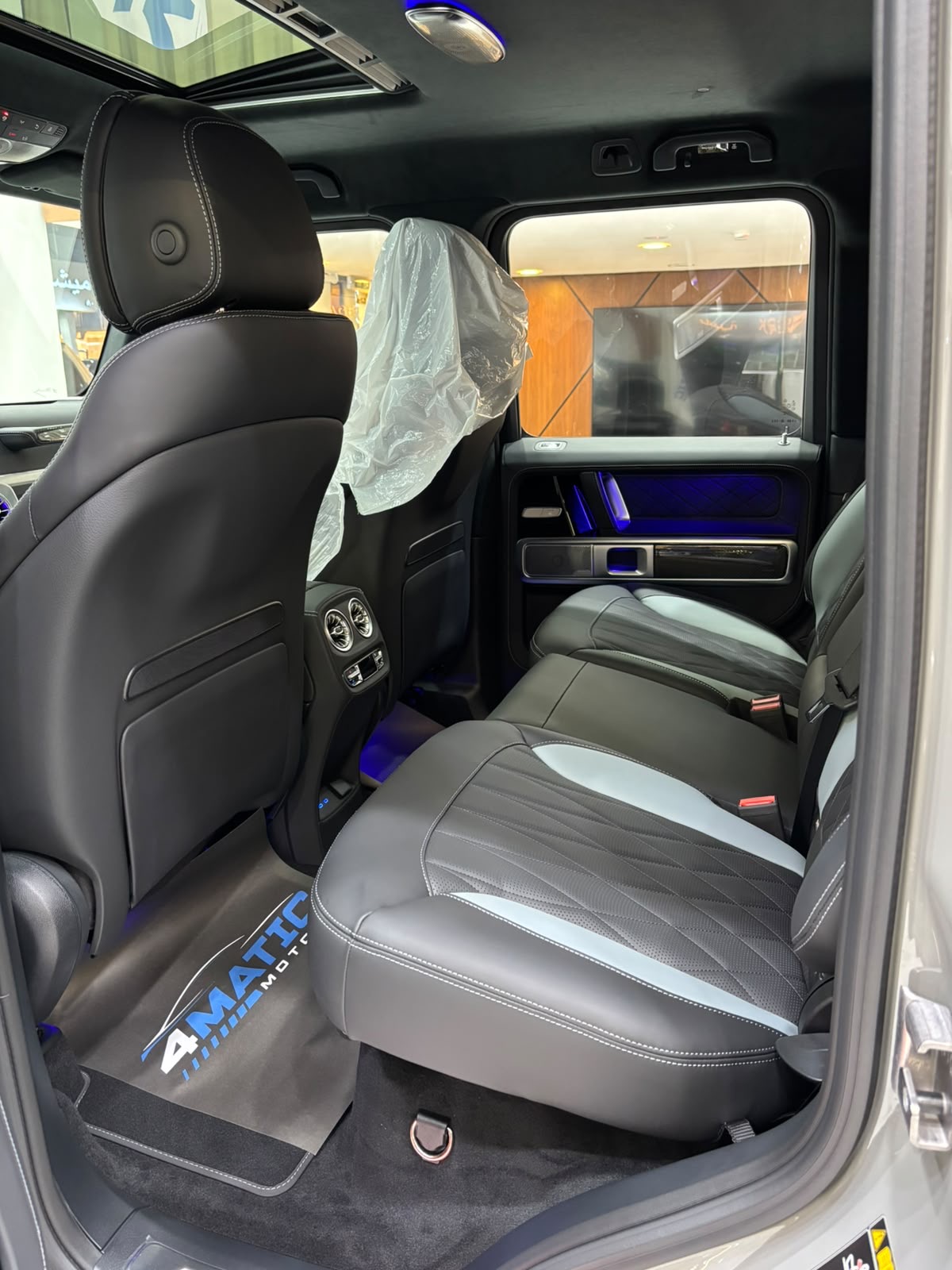 
								Mercedes-Benz G-Class G 63 AMG 2026 full									