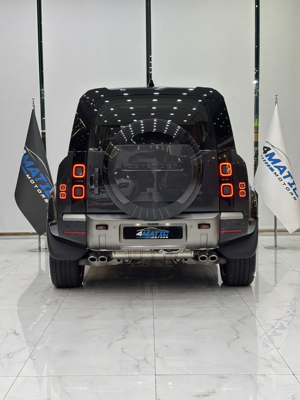 
								Land Rover Defender 110 V8 Edition P525 2026 full									