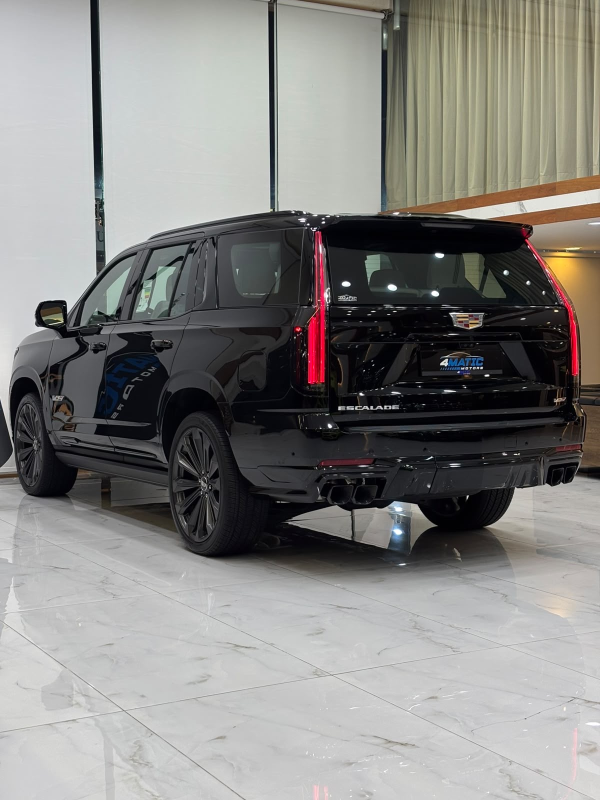 
								Cadillac Escalade V 2025 full									
