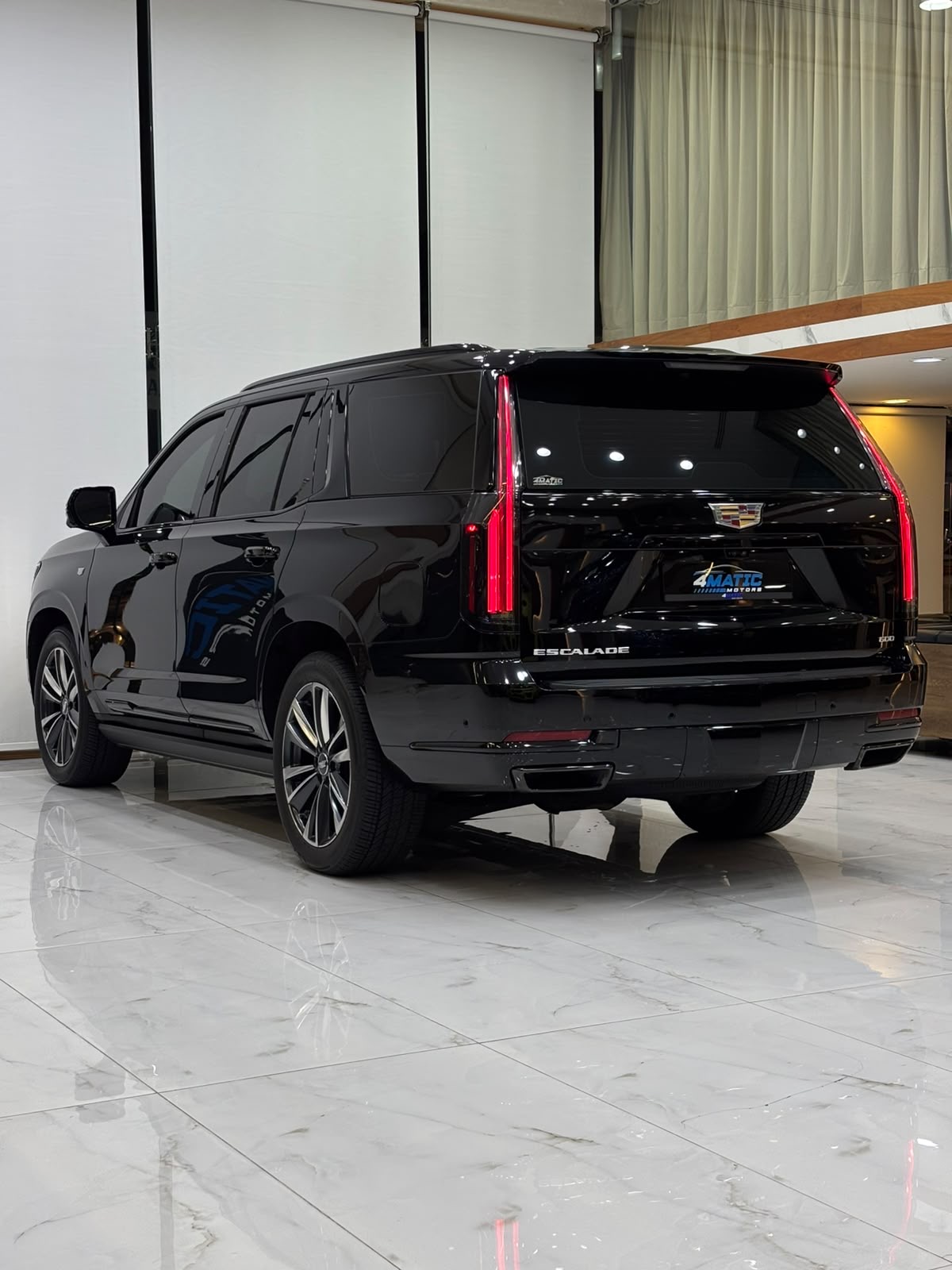 
								Cadillac Escalade Sport 2025 full									