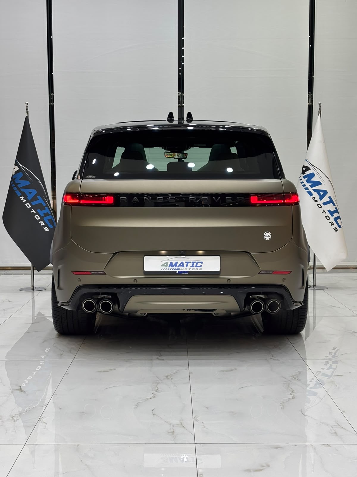 
								Land Rover Range Rover Sport SV 2024 full									
