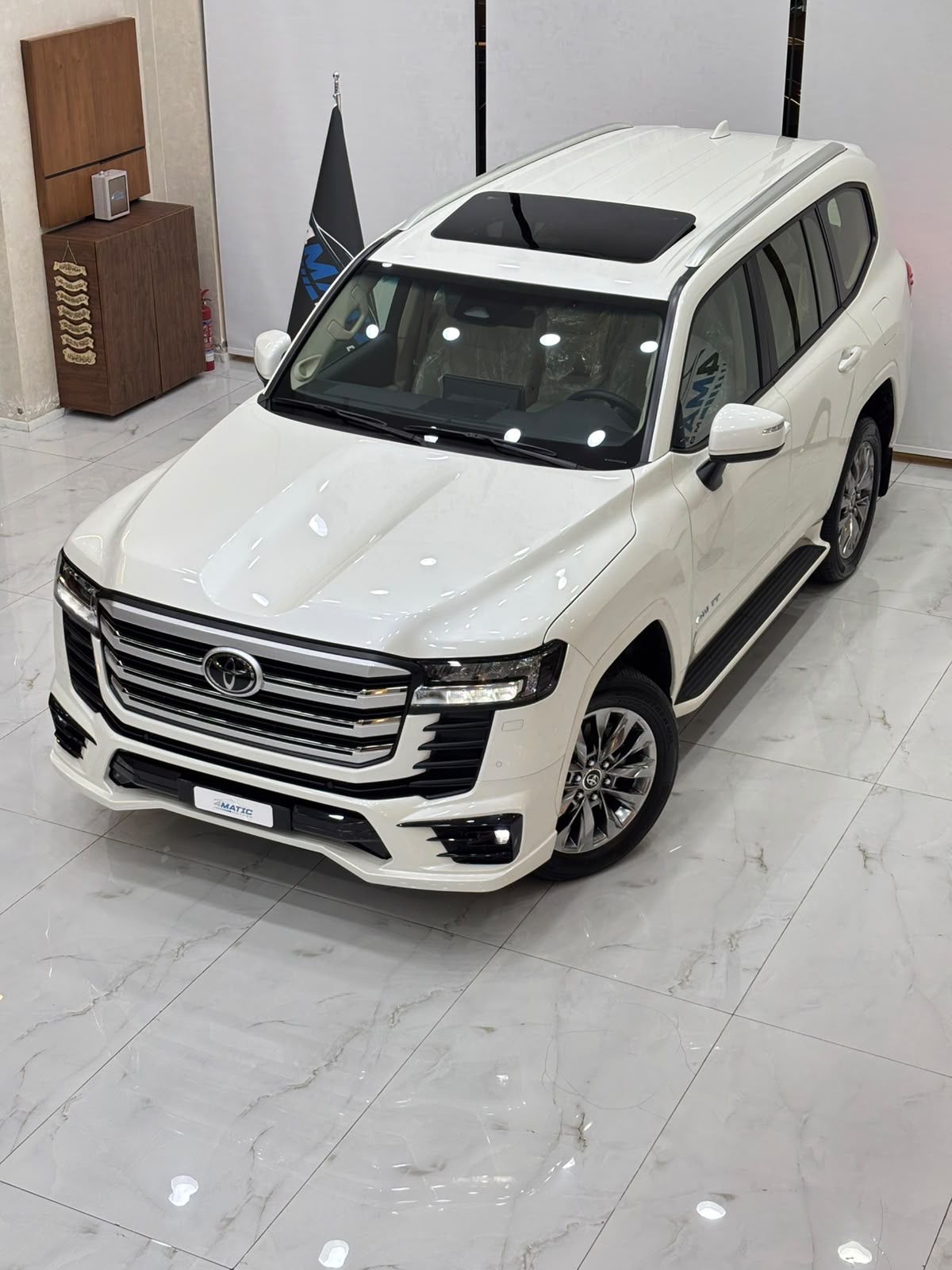 Toyota Land Cruiser GXR 2025
