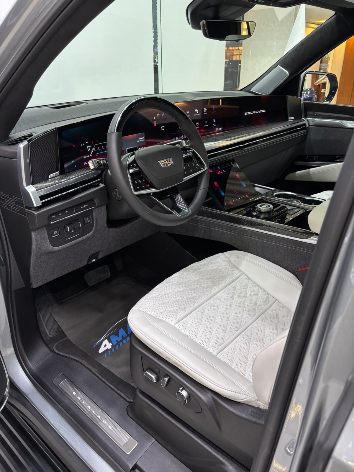 
								Cadillac Escalade V 2025 full									