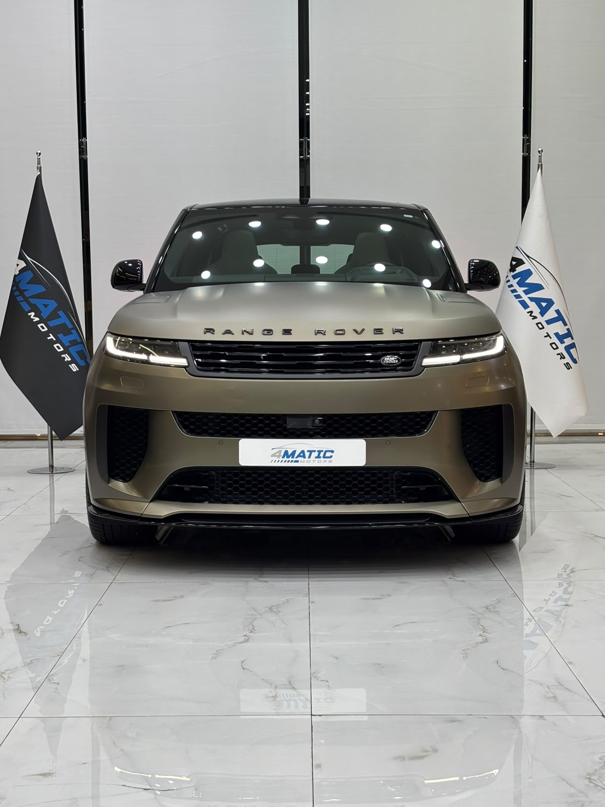 
								Land Rover Range Rover Sport SV 2024 full									