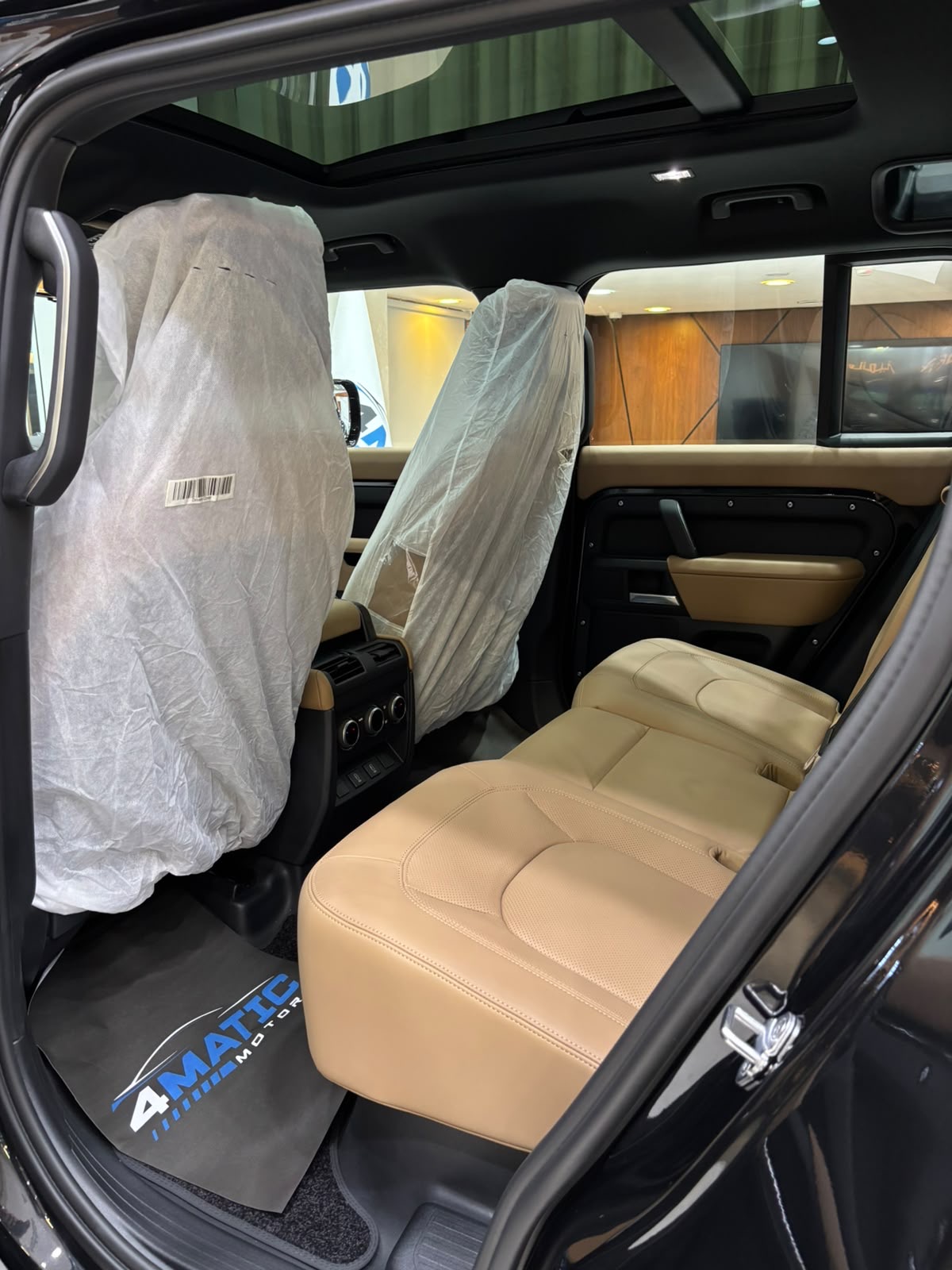 
								Land Rover Defender 110 X-Dynamic HSE 2026 full									