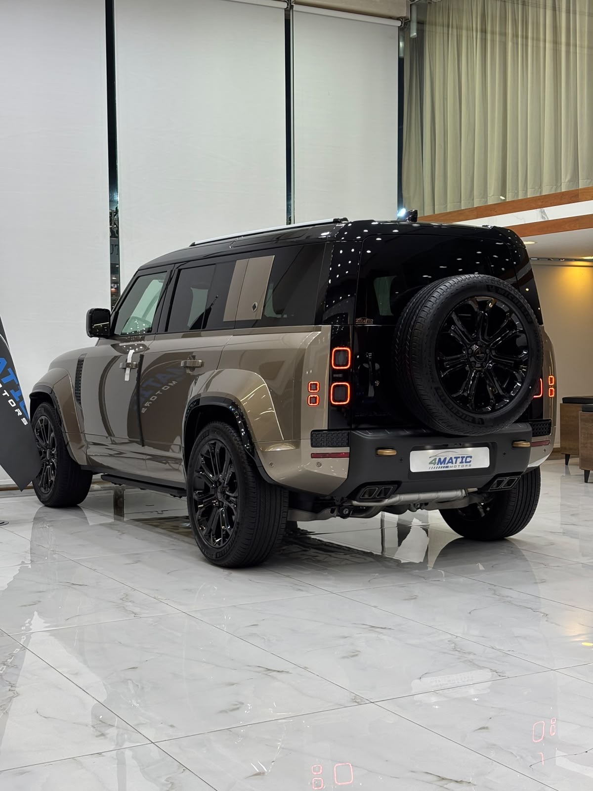
								Land Rover Defender 110 Octa P635 2026 full									