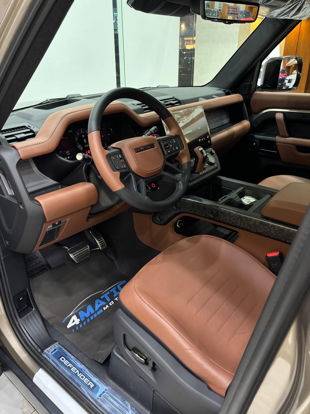 
								Land Rover Defender 110 Octa P635 2026 full									