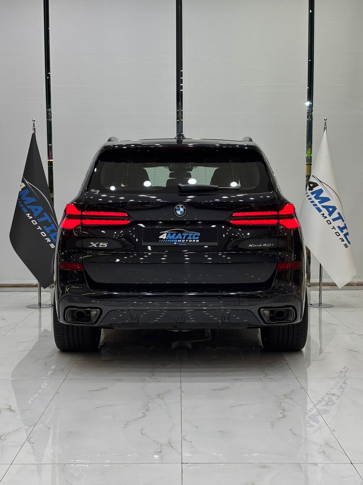 
								BMW X5 xDrive40i M Sport Pro 2026 full									