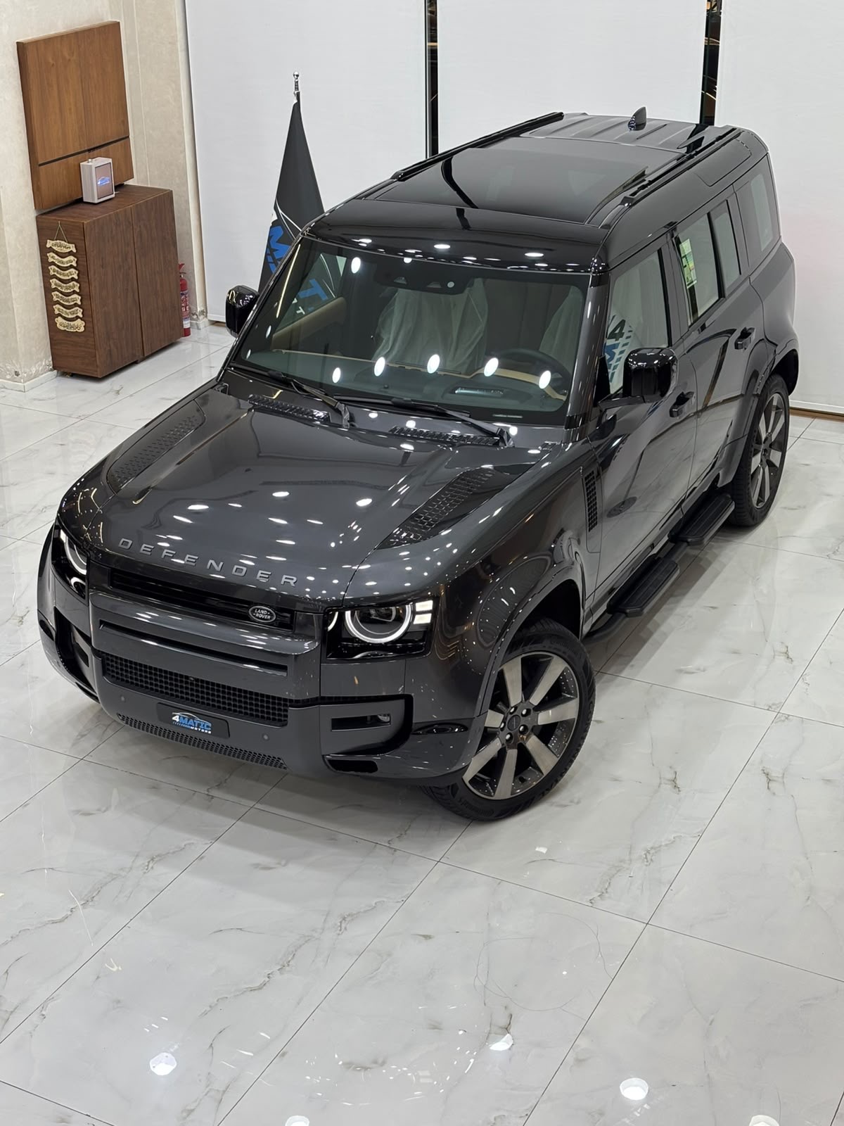 Land Rover Defender 110 X-Dynamic HSE 2026