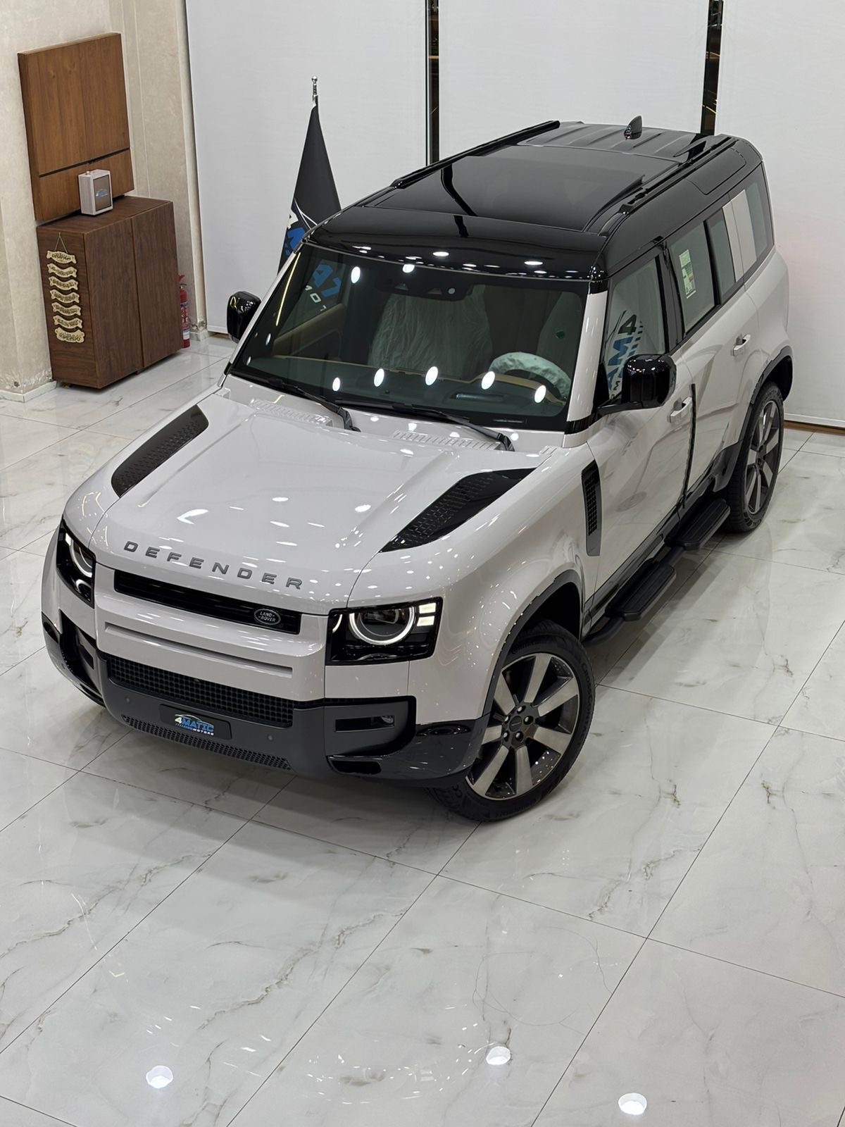 Land Rover Defender 110 X-Dynamic HSE 2026