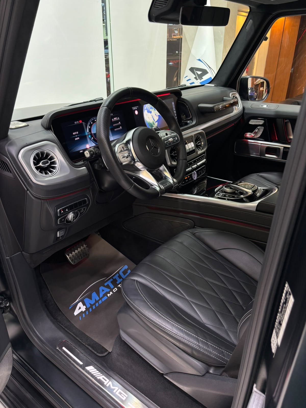 
								Mercedes-Benz G-Class G 63 AMG 2022 full									