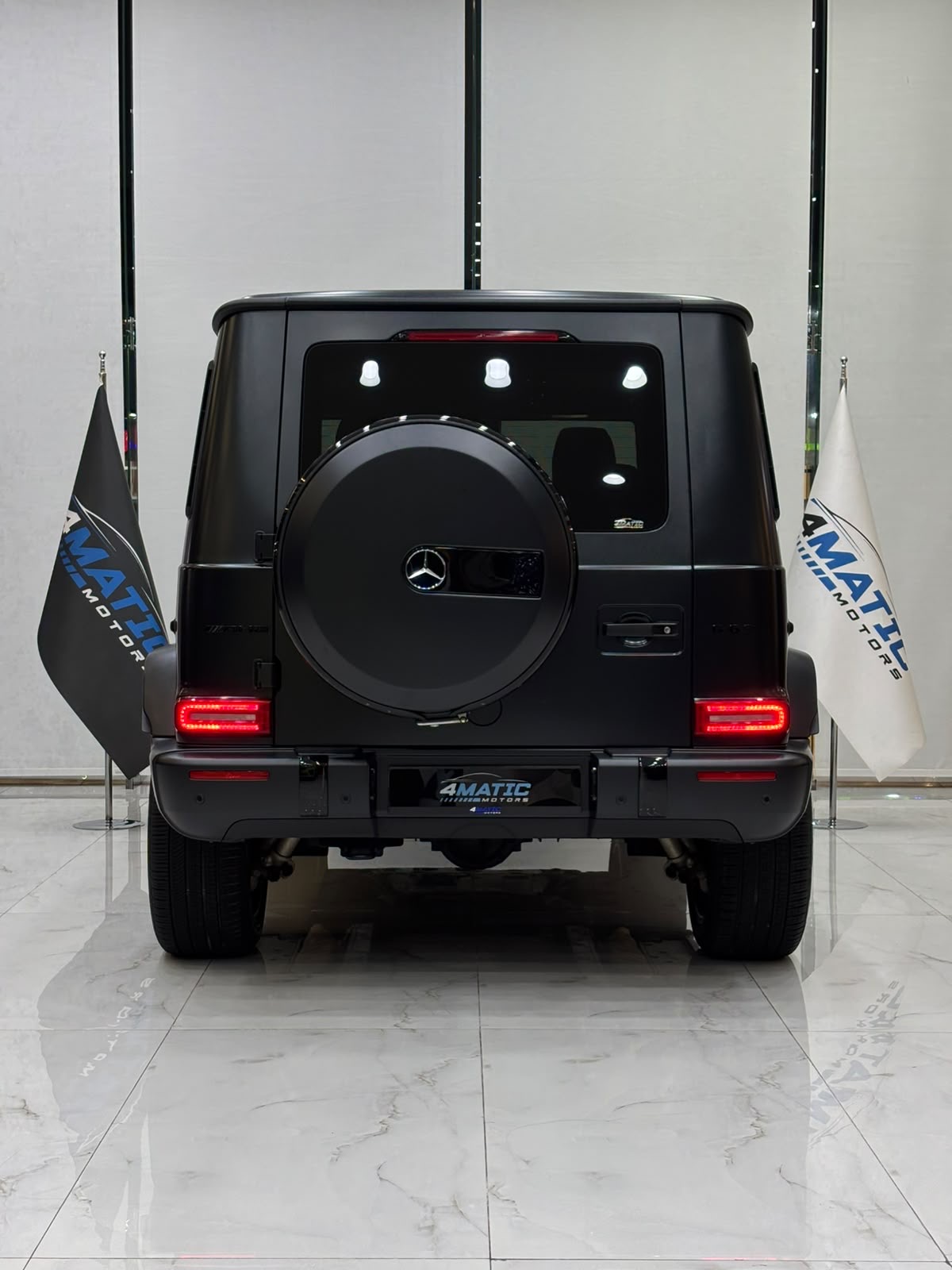 
								Mercedes-Benz G-Class G 63 AMG 2022 full									