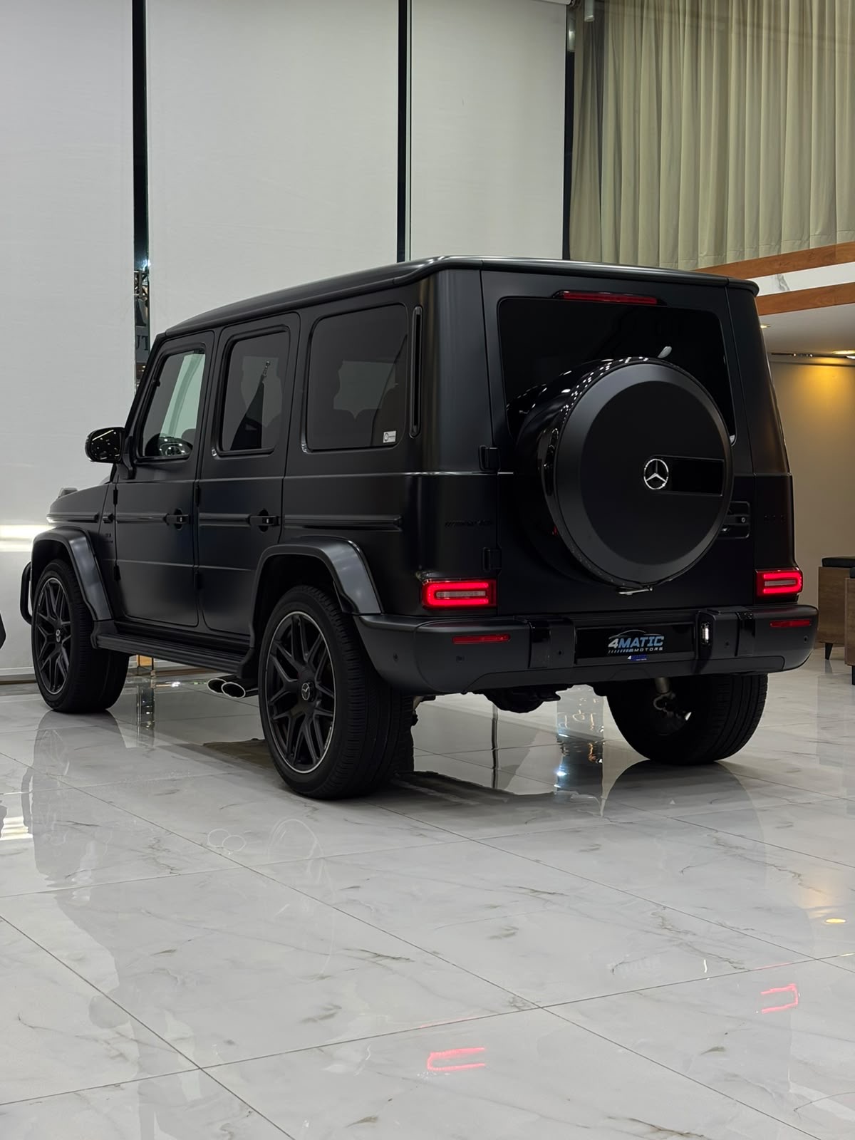 
								Mercedes-Benz G-Class G 63 AMG 2022 full									