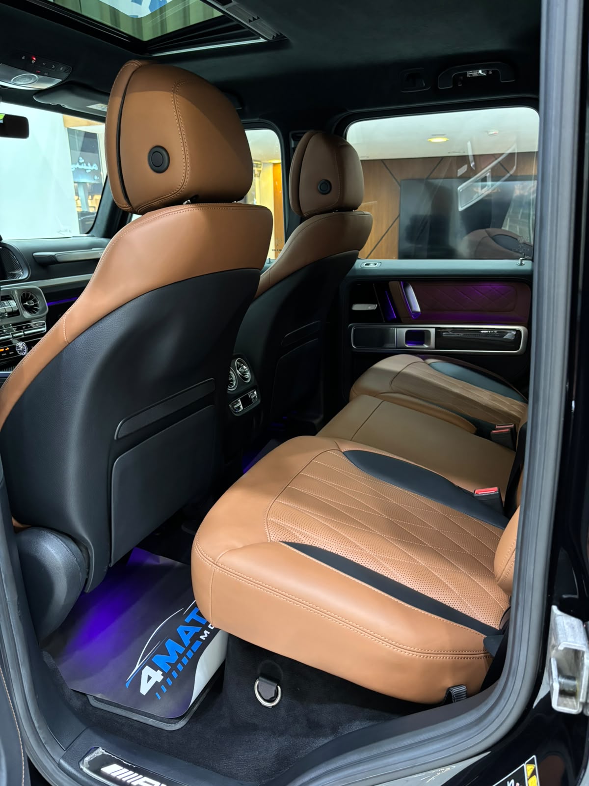 
								Mercedes-Benz G-Class G 63 AMG 2020 full									